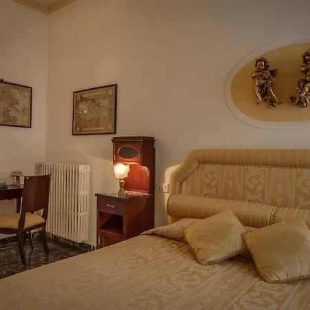 Bed & Breakfast Dream Domus 4*