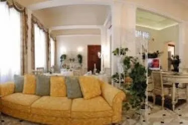 플로렌스 드림 도무스 3* 피렌체